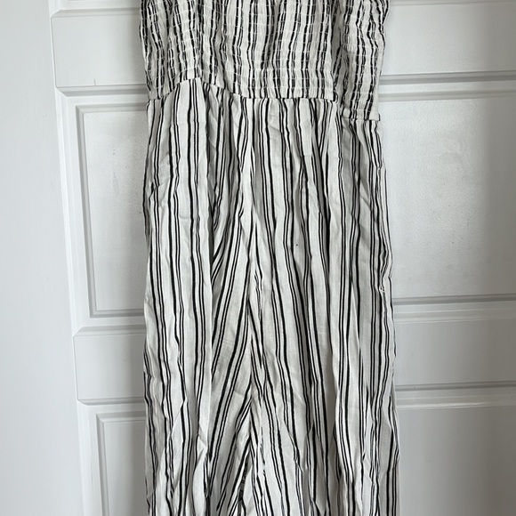 Garage - white and black striped jumpsuit - Picture 6 of 8